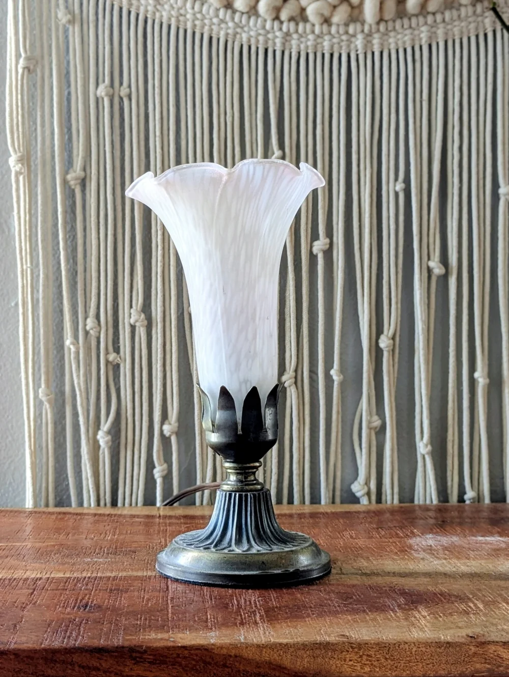Vintage Art Nouveau Style Lily Accent Lamp - Frosted Mottled Glass & Brass Base